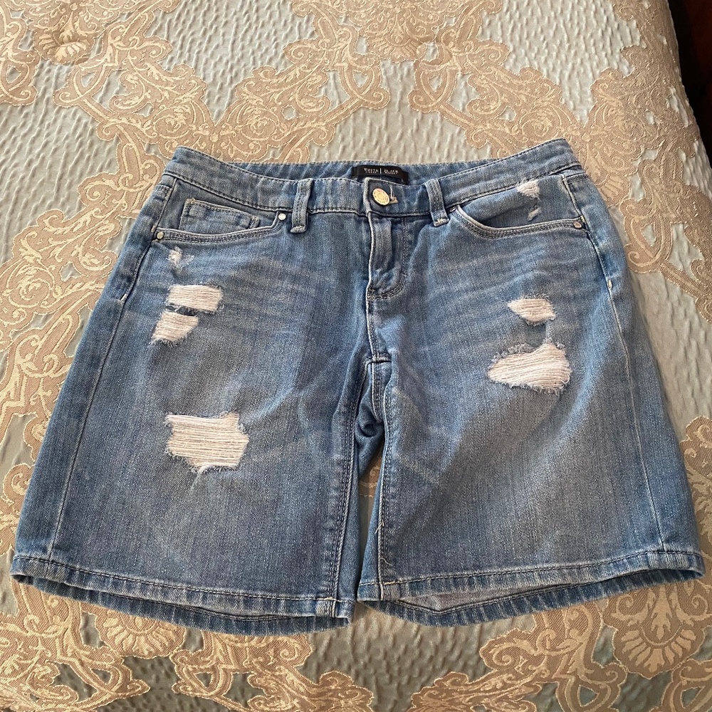 White House black market denim shorts. Size 0